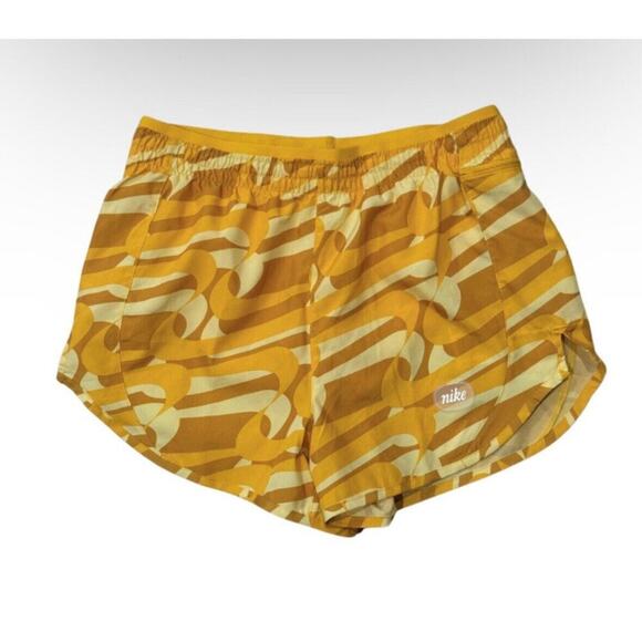 Nike Dri-Fit Icon Clash Tempo Luxe Women’s Size‎ Small Running Shorts DQ6117-752 - Picture 1 of 12
